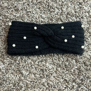 Pearl black headband